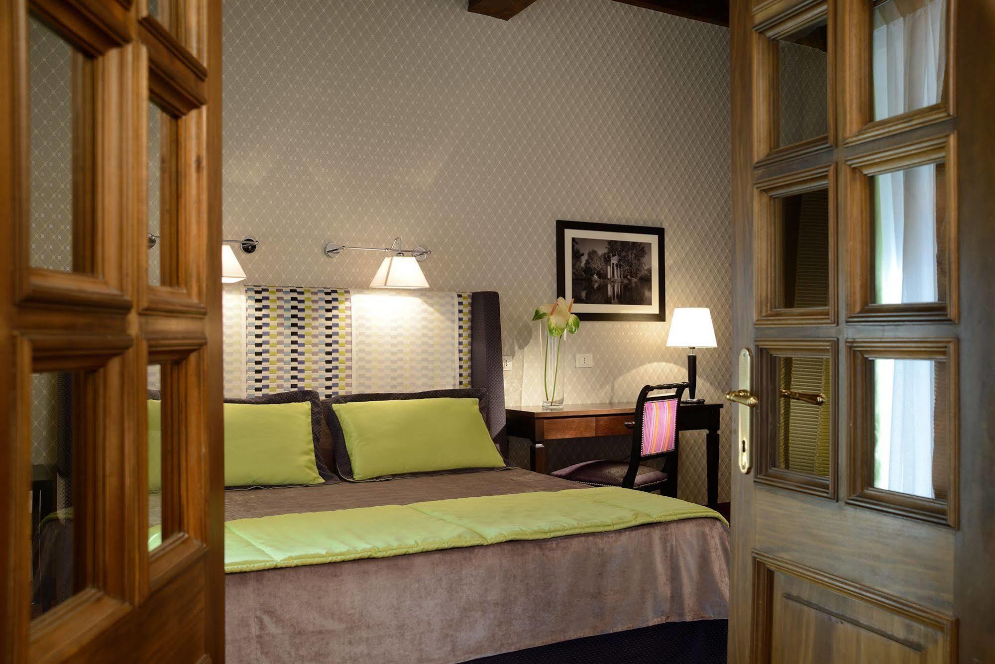 Frattina 122 Hotel Roma Exterior foto